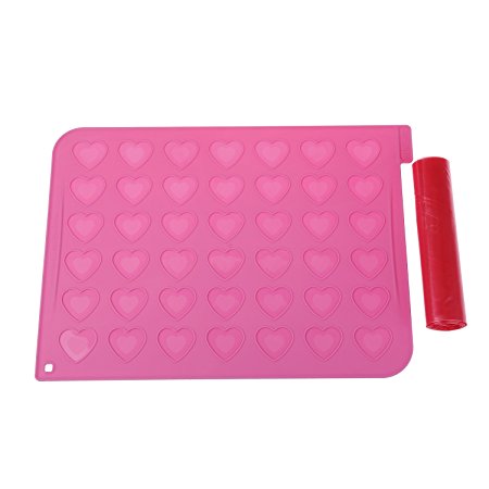 Silikomart Silicone Wonder Cakes Collection Macarons Baking Mat with 24 Disposable Piping Bags, Hearts