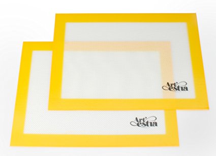 Artestia Premium Silicone Baking Mat, Non Stick Heat Resistant Liners for Cookie Sheets, Quarter Sheet Size, Set of 2 (Lemon Yellow)