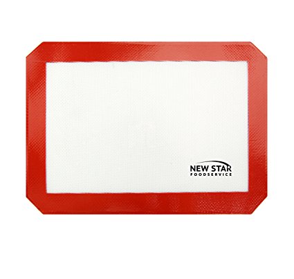 New Star Foodservice 36633 Commercial Grade Silicone Baking Mat Non-Stick Pan Liner, 8 x 12 inch (Quarter Size)